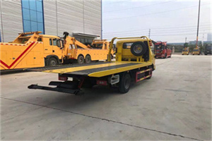 襄汾非事故拖车